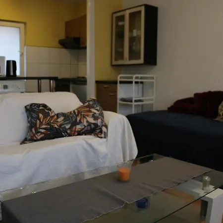 Apartment City 2- Flat Near Uni And Limbecker Platz *