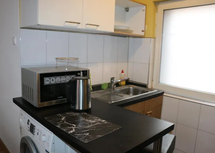 2- Flat Near Uni And Limbecker Platz Lägenhet