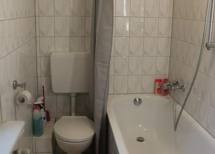 Appartamento 2- Flat Near Uni And Limbecker Platz *