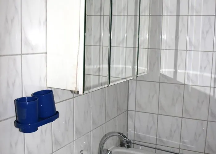 Appartamento 2- Flat Near Uni And Limbecker Platz *