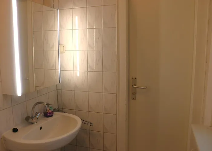 2- Flat Near Uni And Limbecker Platz Appartamento *